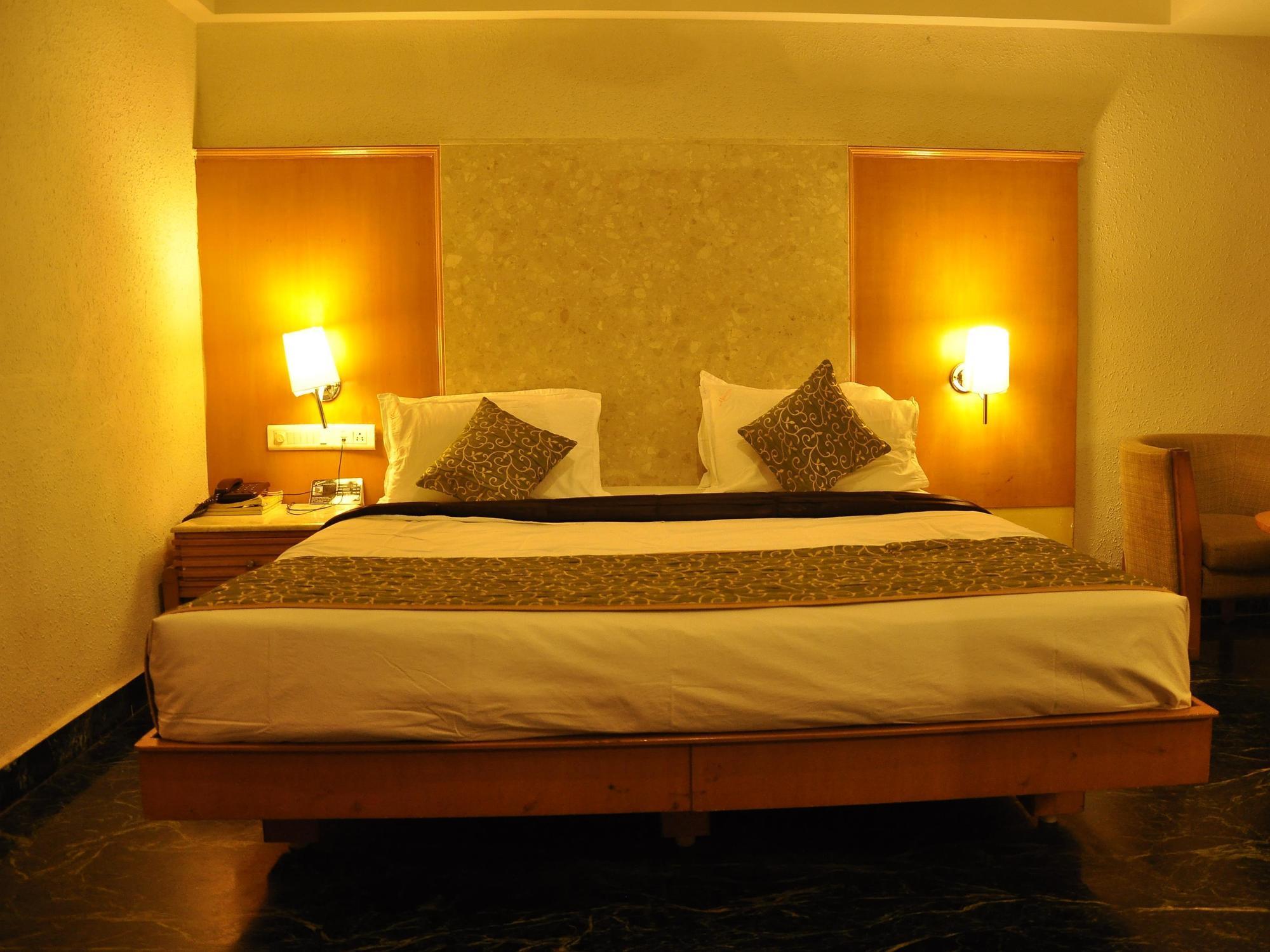 Hotel Manorama Vijayawada Exterior photo